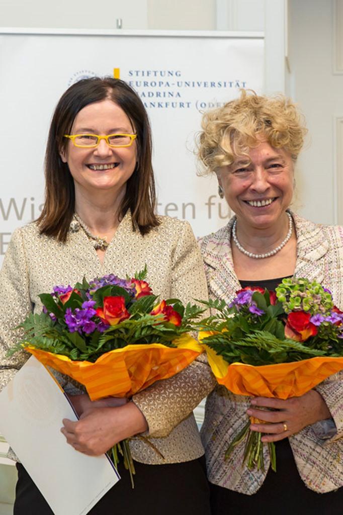 Na zdjęciu prof. Irena Lipowicz oraz prof. Gesine Schwan
