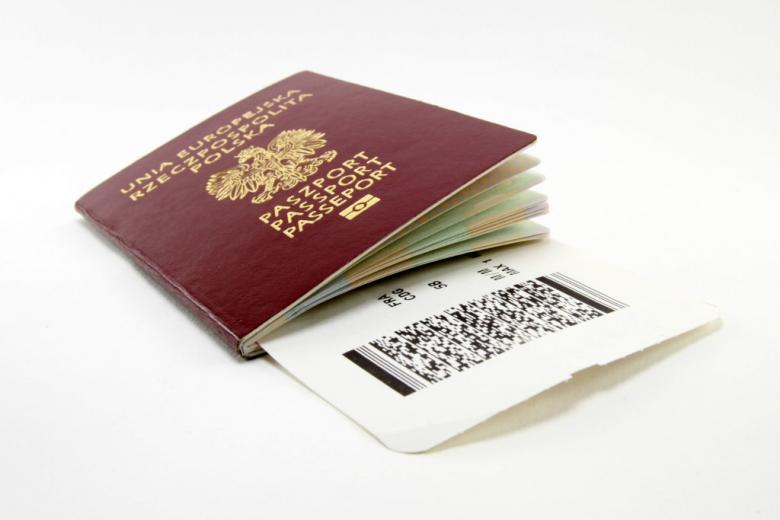 zdjęcie polskiego paszportu 