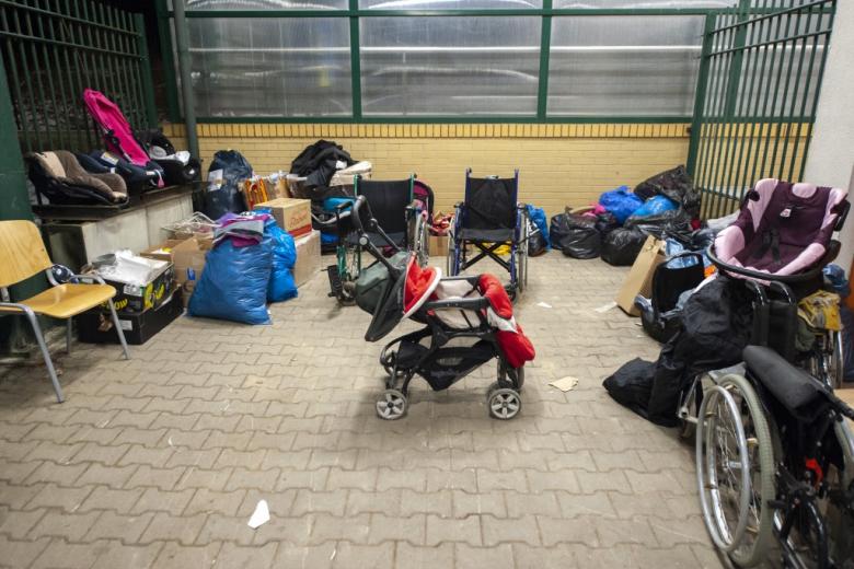 wózki, foteliki i inne rzeczy potrzebne uchodźcom w miejscu świadczenia im pomocy 