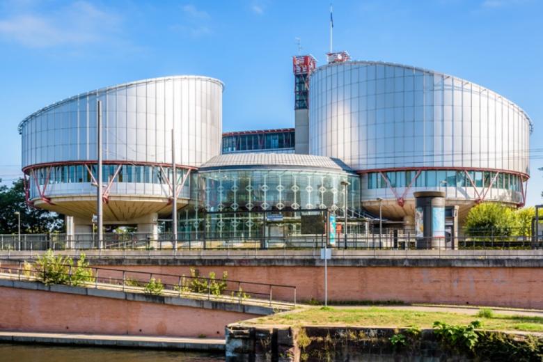 Budynek Europejskiego Trybunału Praw Człowieka w Strasburgu