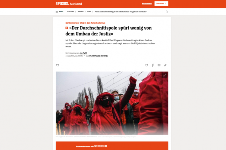 Screen niemieckiego serwisu informacyjnego ze zdjęciem protestów w Polsce
