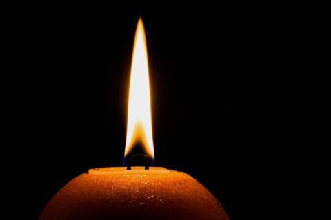 świeczka jako symbol żałoby