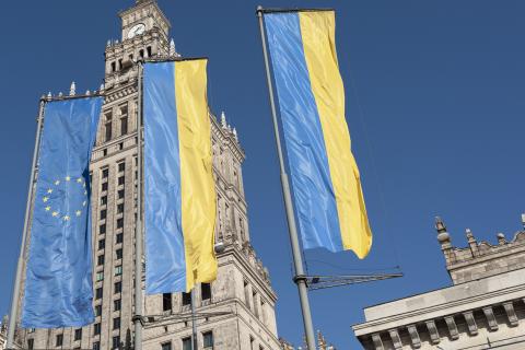 Flagi UE i Ukrainy. Fot Grzegorz Krzyżewski