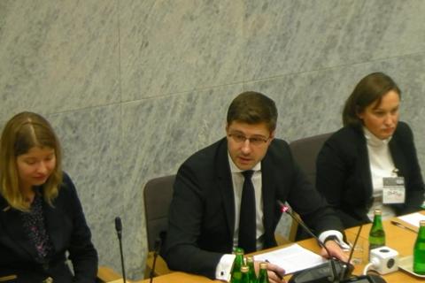 ZRPO Valeri Vachev, Magdalena Kuruś i Agnieszka Szmajdzińska siedzący za stołem