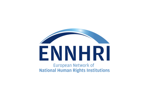 Grafika niebieskim napisem "ENNHRI - European Network of National Human Rights Institutions"