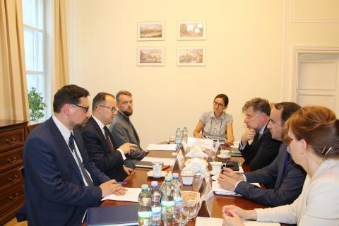 Congress Monitoring Delegation